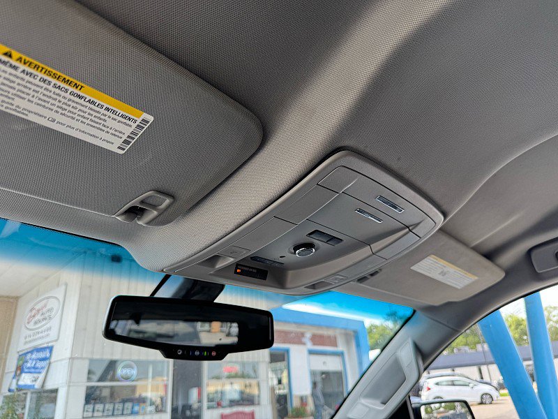 Used 2018 GMC Yukon SLE w/ SLE Value Package image 15