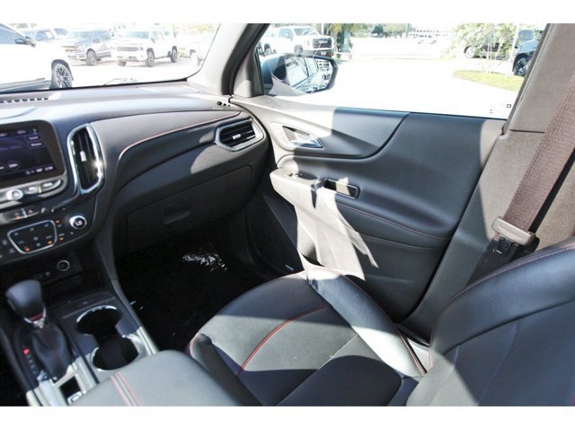 Used 2023 Chevrolet Equinox RS w/ RS Leather Package FWD image 10