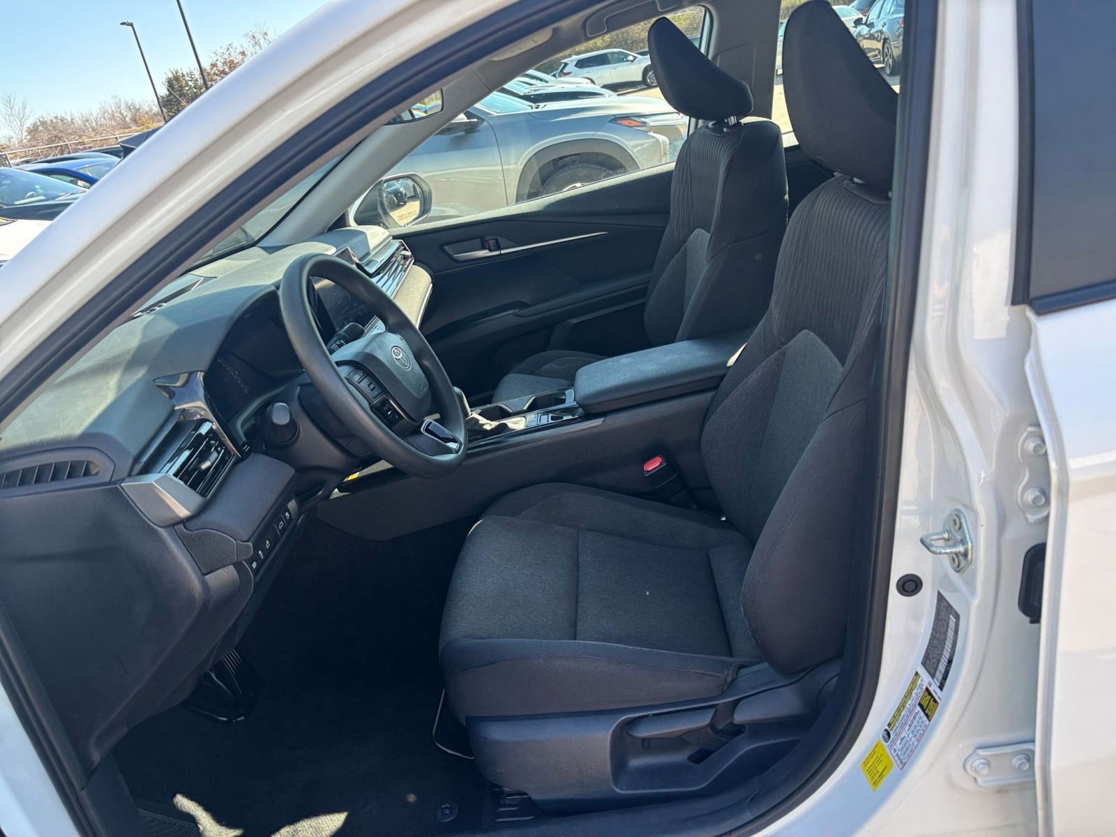 Used 2025 Toyota Camry LE image 25