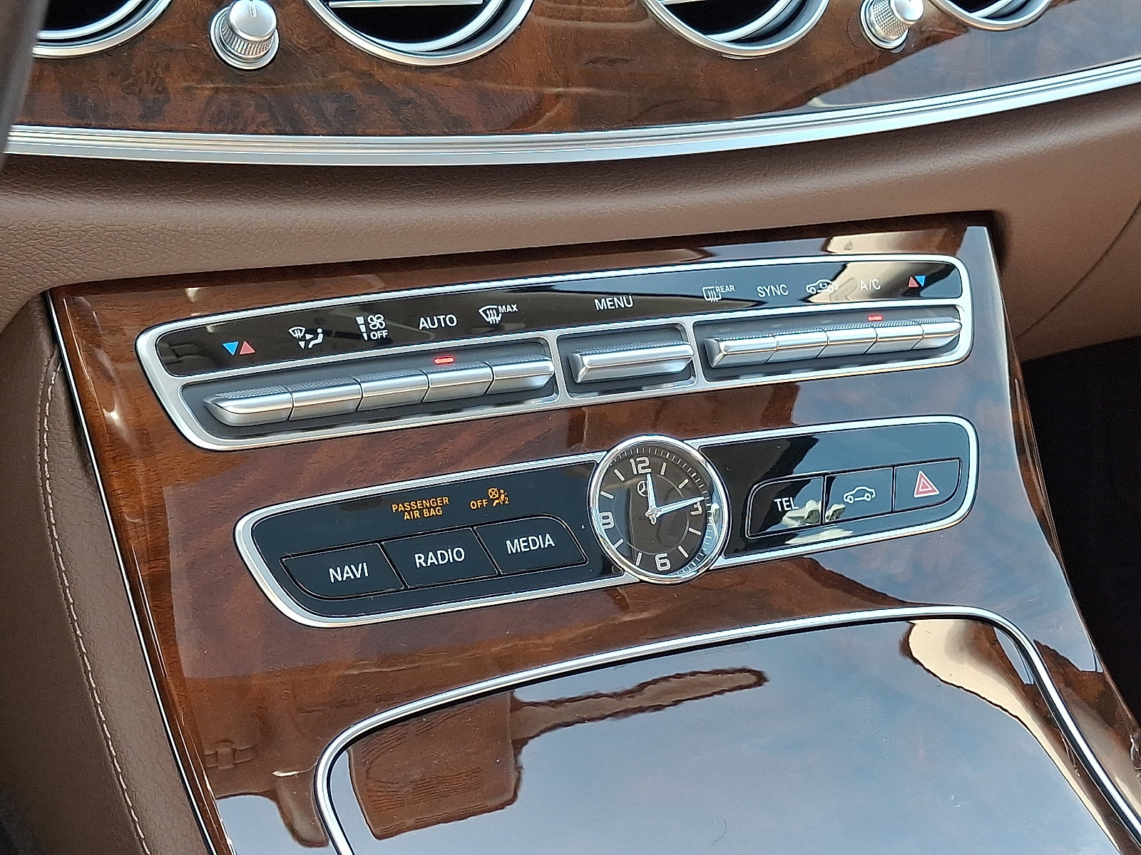 Used 2019 Mercedes-Benz E 450 4MATIC Wagon image 17