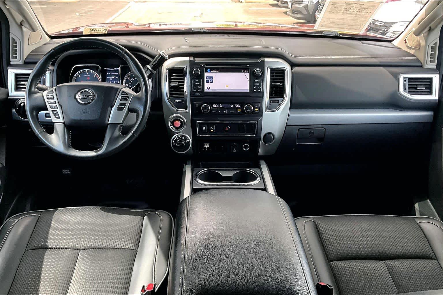 Used 2016 Nissan Titan PRO-4X AWD/4WD image 15