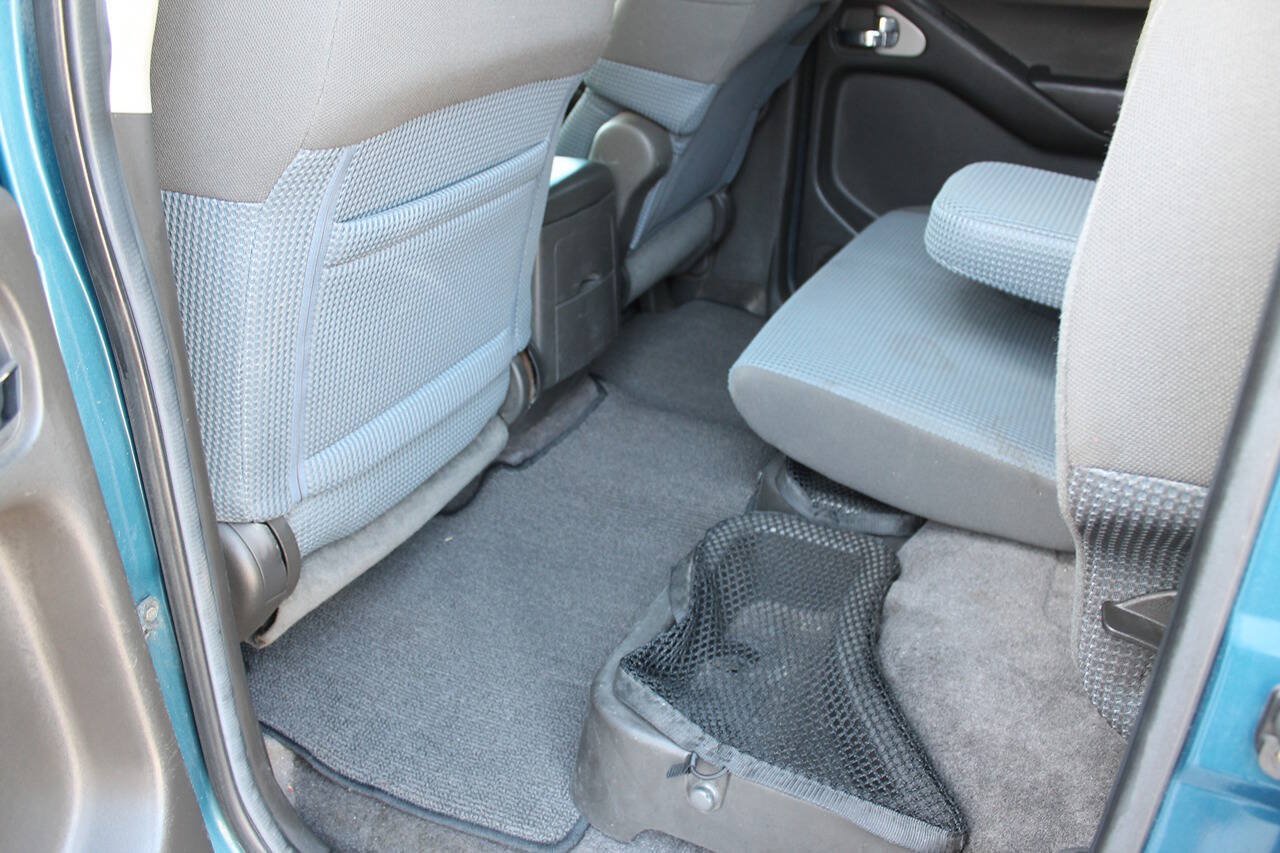 Used 2005 Nissan Frontier NISMO w/ (J01) Sunroof Pkg RWD image 26