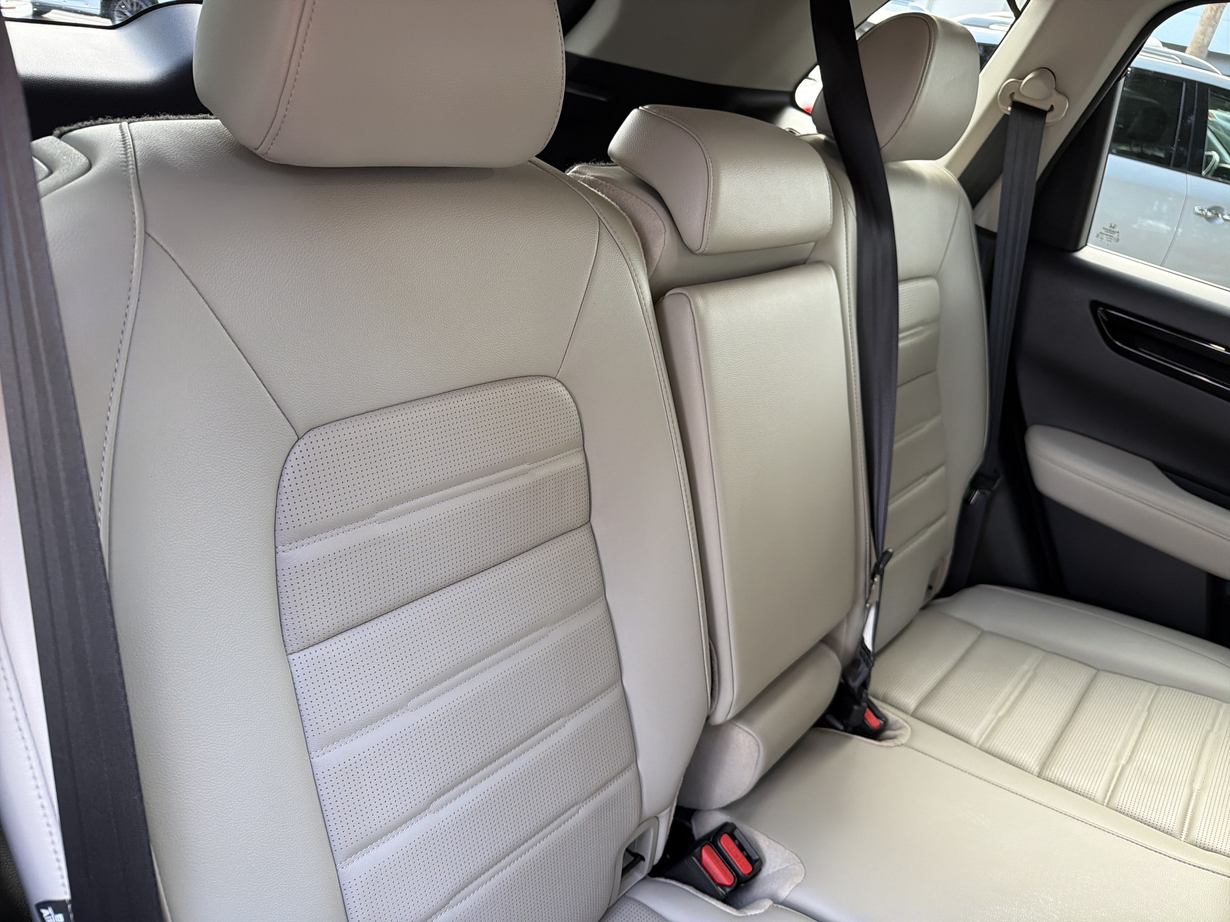 Used 2024 Honda CR-V EX-L image 41