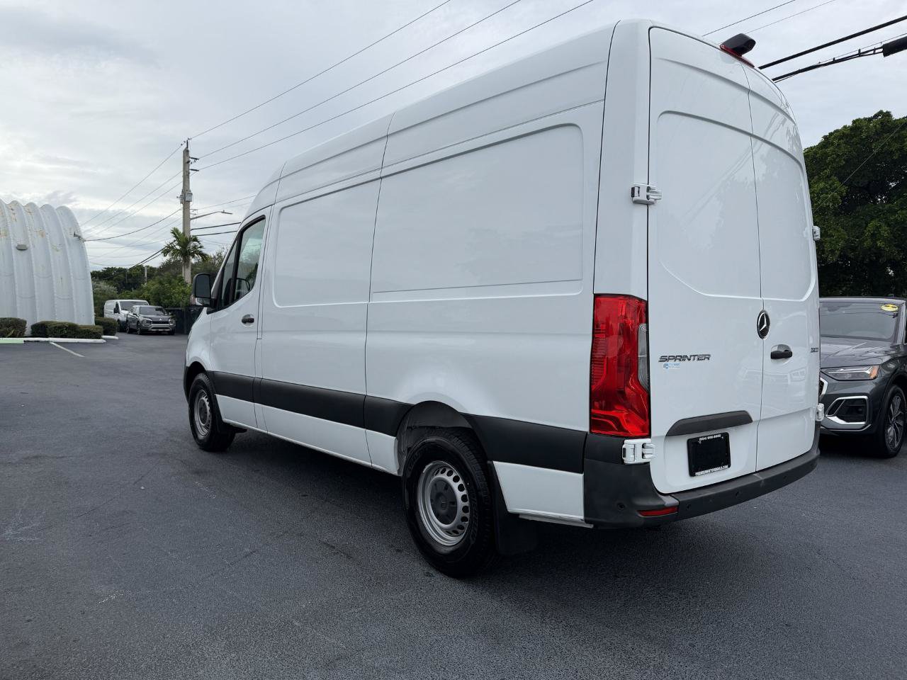 Used 2023 Mercedes-Benz Sprinter 2500 image 3
