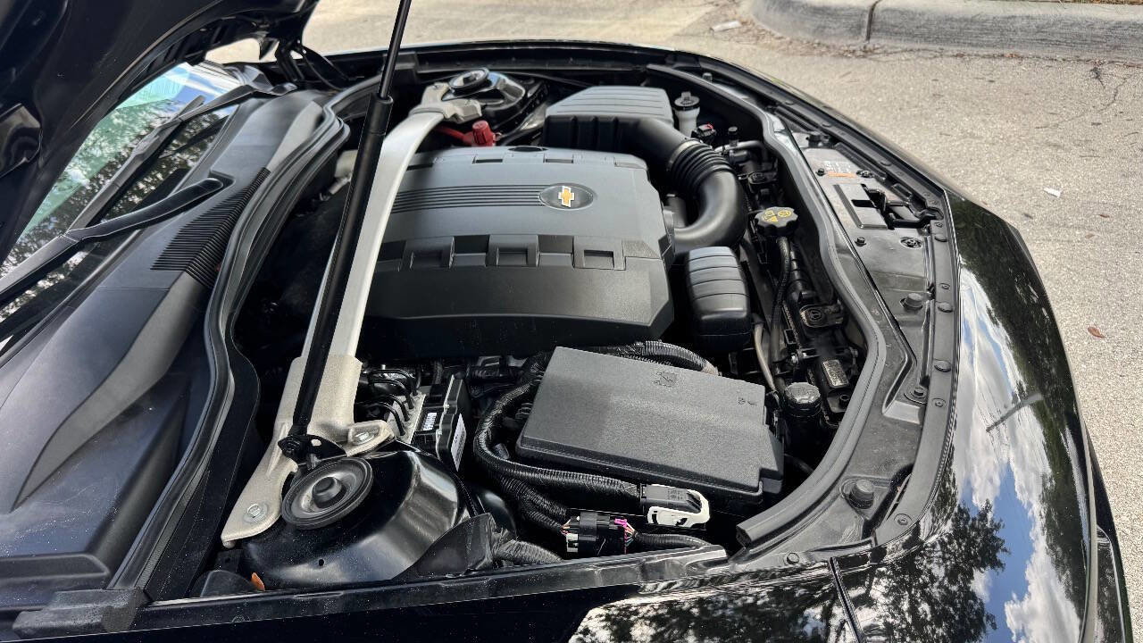 Used 2015 Chevrolet Camaro LT image 26