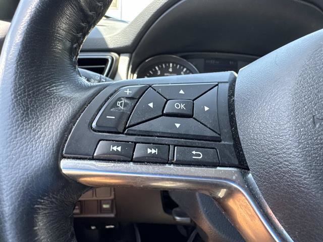 Used 2019 Nissan Rogue Sport SV w/ Technology Package AWD/4WD image 35