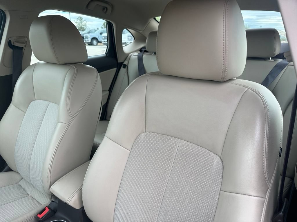 Certified 2013 Buick Verano Convenience FWD image 15