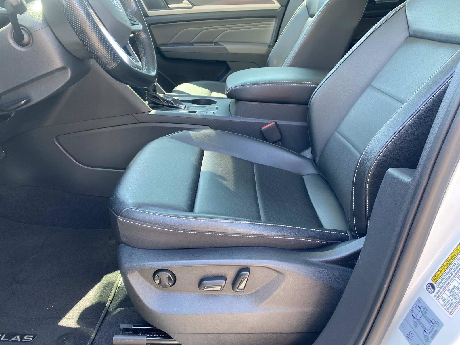 Used 2021 Volkswagen Atlas SE w/ Panoramic Sunroof Package image 24