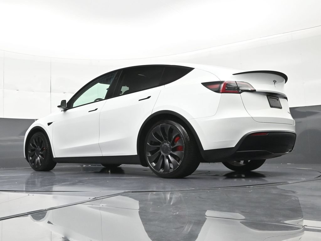 Used 2023 Tesla Model Y Performance AWD/4WD image 22