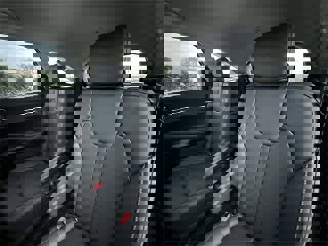 Used 2023 Kia Sorento EX image 18