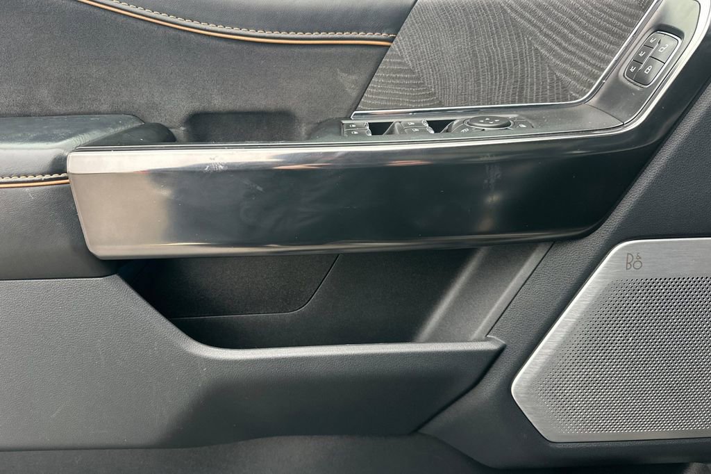 Used 2021 Ford F150 Platinum w/ FX4 Off-Road Package image 11