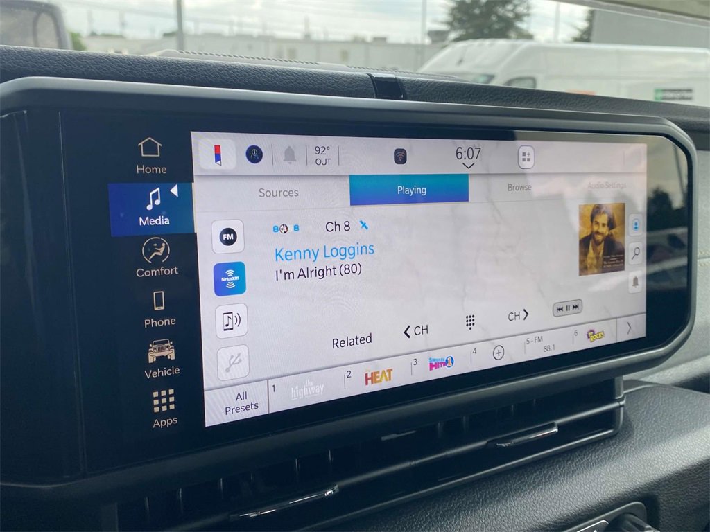 New 2025 Jeep Gladiator Sport image 18