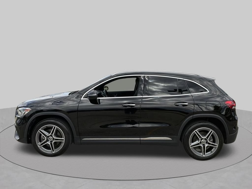 Used 2023 Mercedes-Benz GLA 250 4MATIC image 3