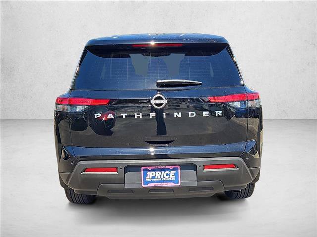 Certified 2025 Nissan Pathfinder S FWD image 6