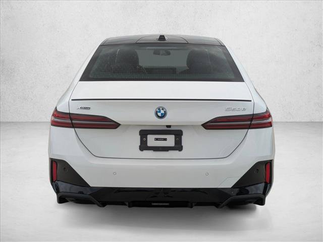 New 2027 BMW 550e xDrive AWD/4WD image 8