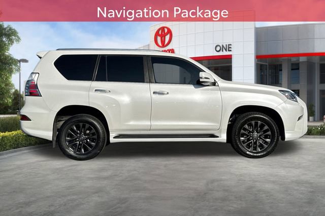 Used 2020 Lexus GX 460 Premium image 3