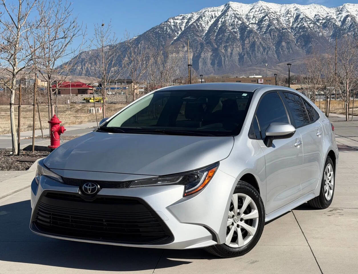 Used 2024 Toyota Corolla LE image 1