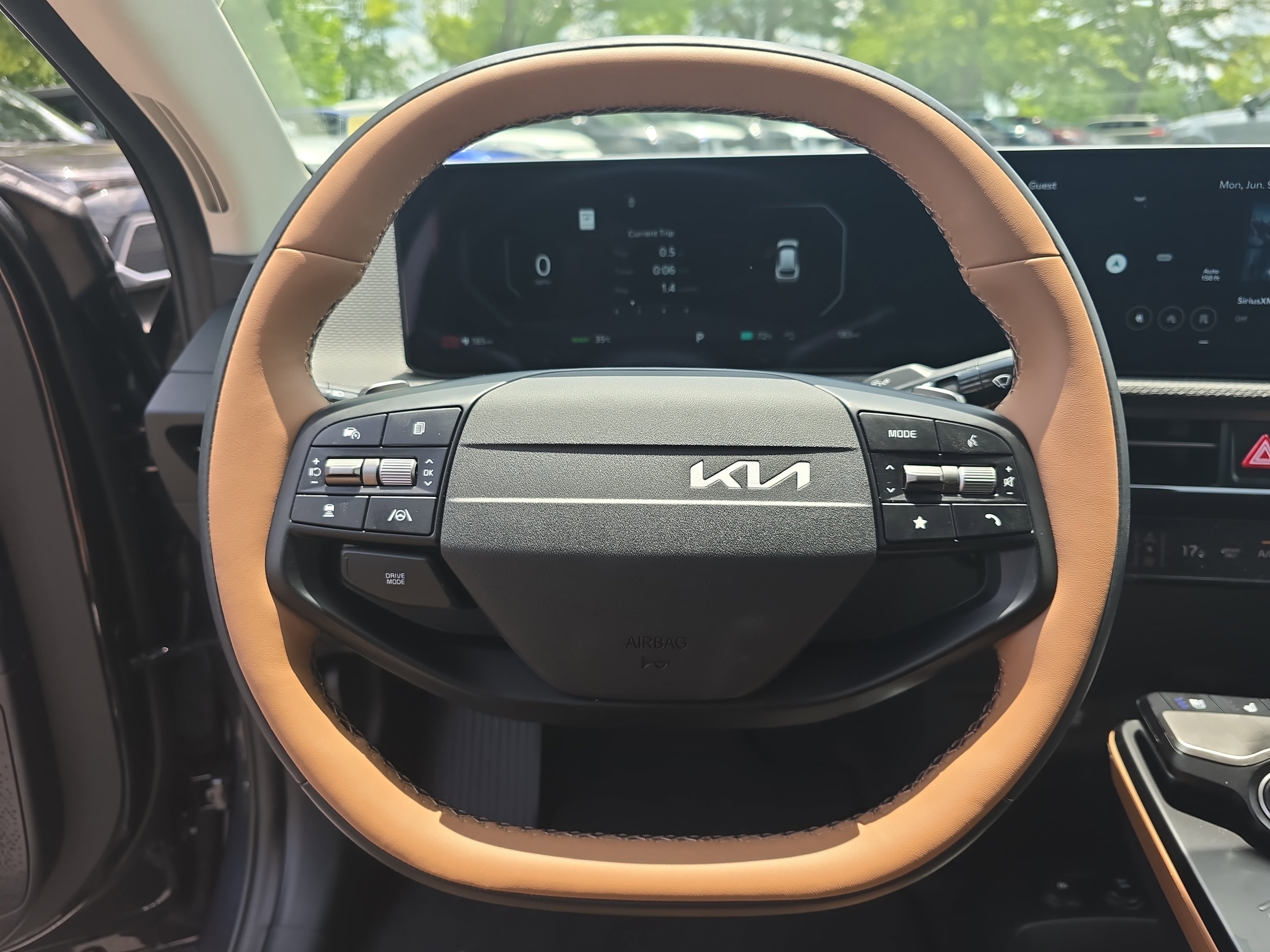 New 2025 Kia EV6 Wind image 18