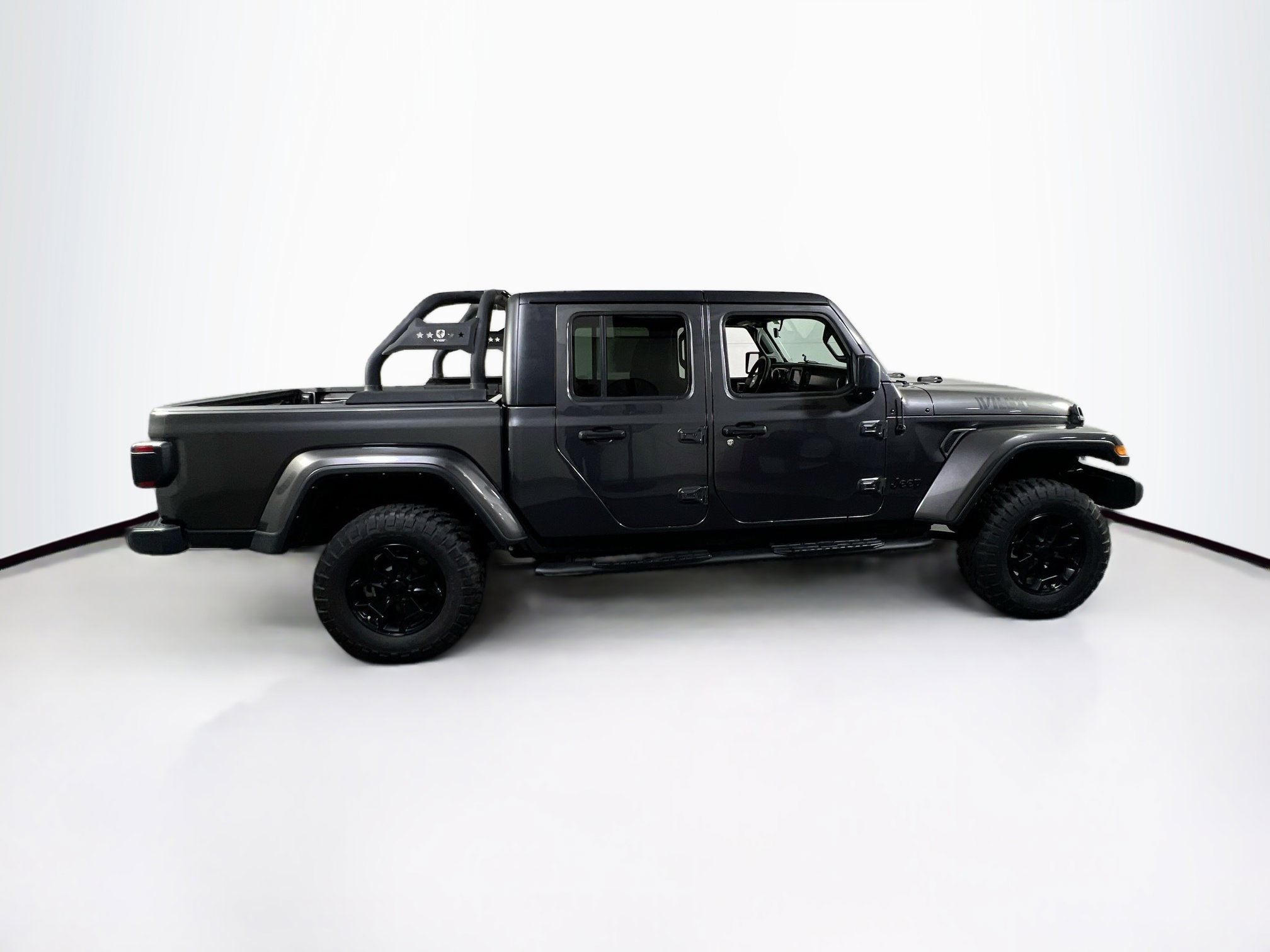 Used 2023 Jeep Gladiator Willys image 4