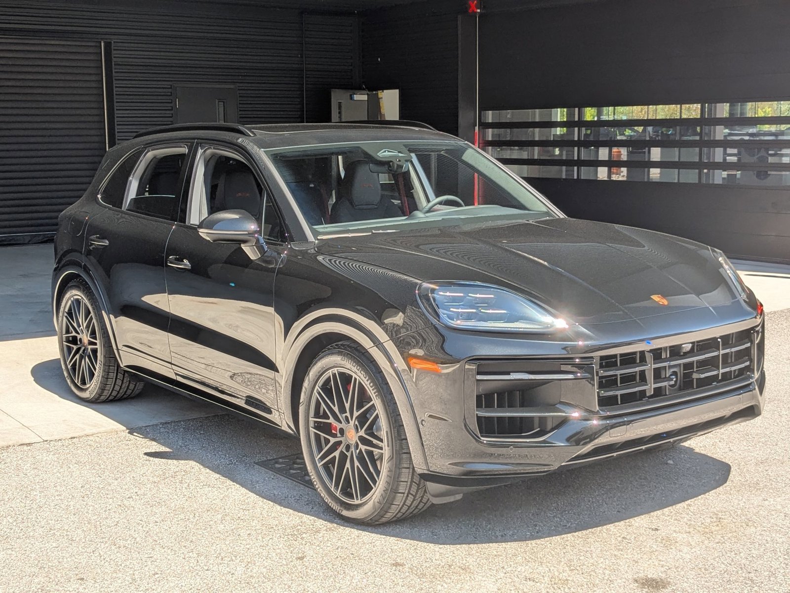 New 2026 Porsche Cayenne GTS AWD/4WD image 7