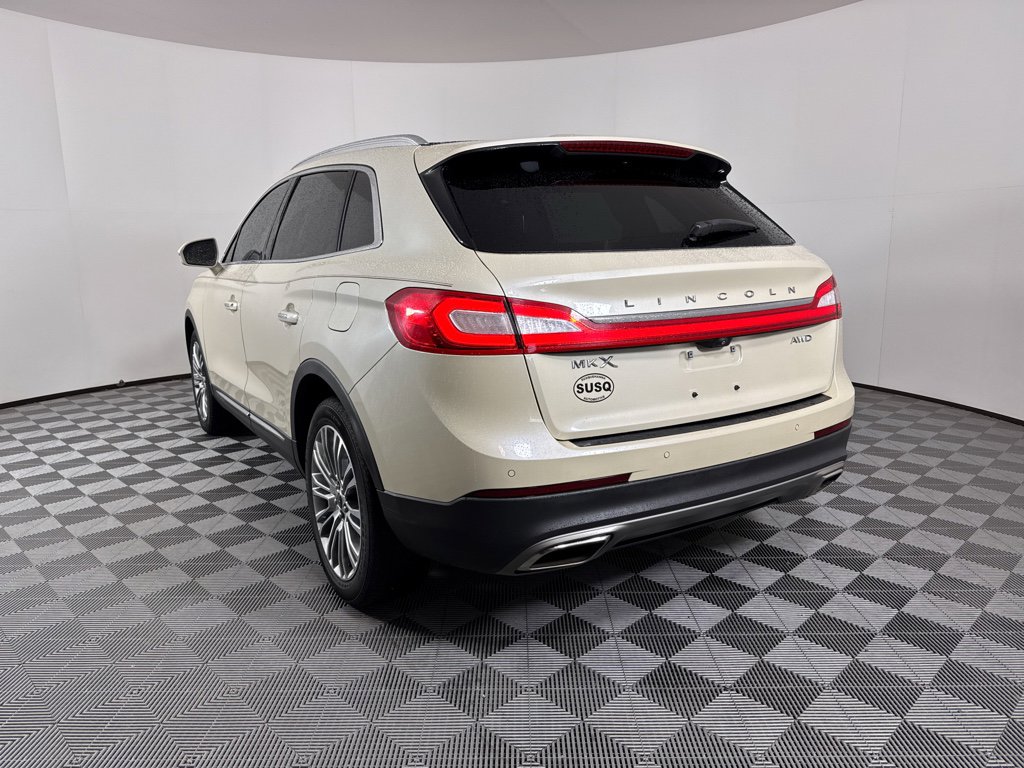 Used 2018 Lincoln MKX Reserve w/ Lincoln MKX Climate Package image 17