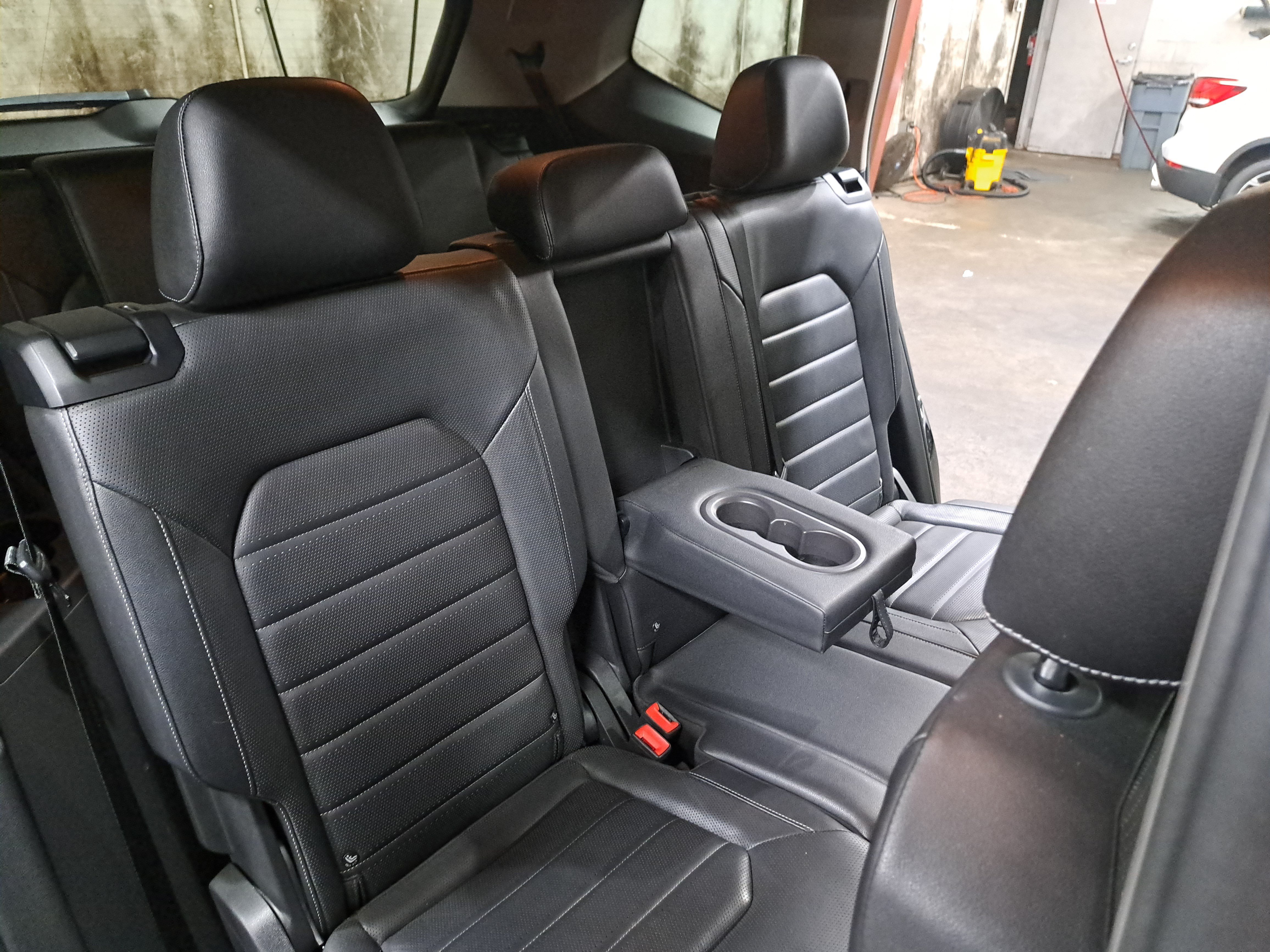 Used 2019 Volkswagen Atlas SEL Premium AWD/4WD image 12
