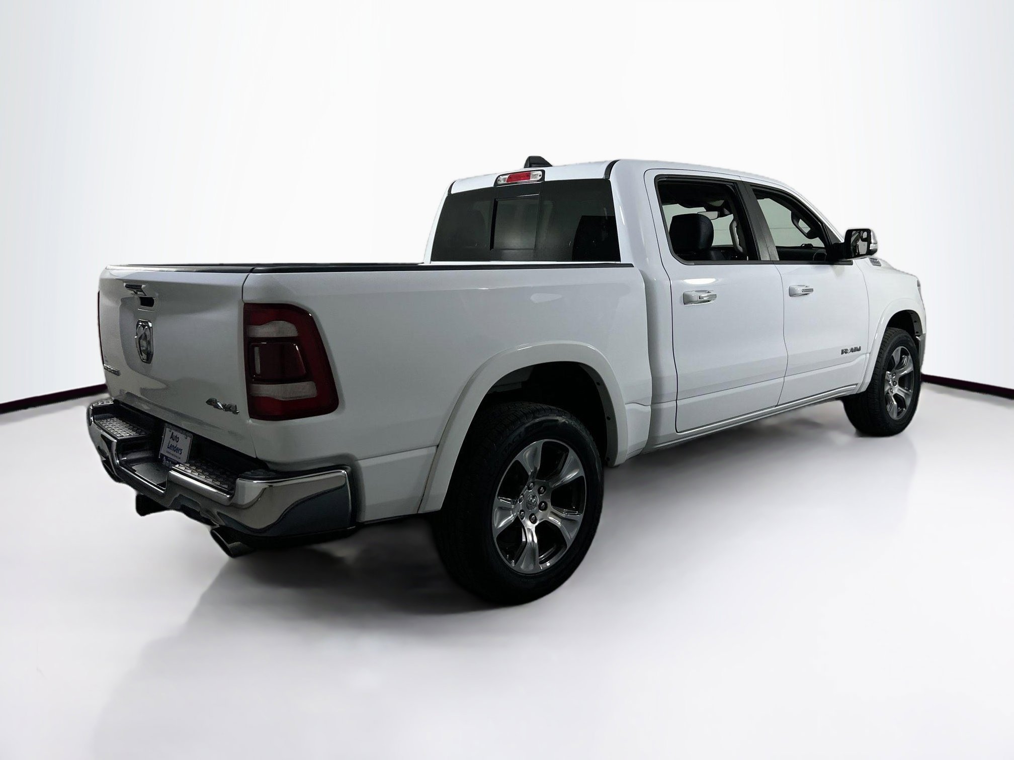 Used 2022 RAM 1500 Laramie AWD/4WD image 5