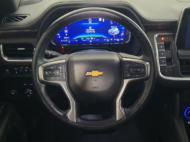 Used 2022 Chevrolet Suburban LT RWD image 23
