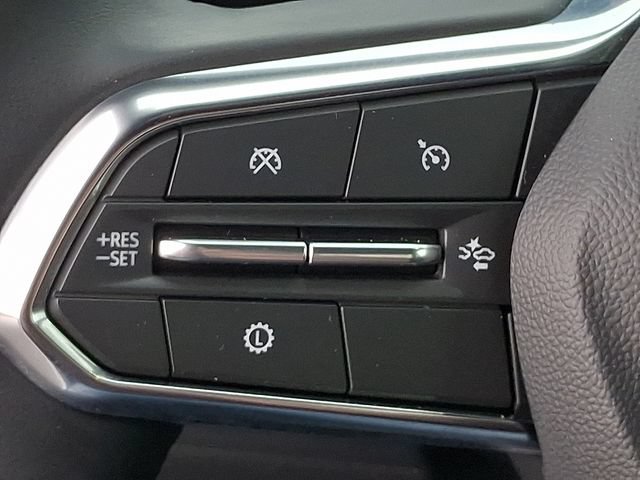 Used 2026 Chevrolet Equinox LT FWD image 21
