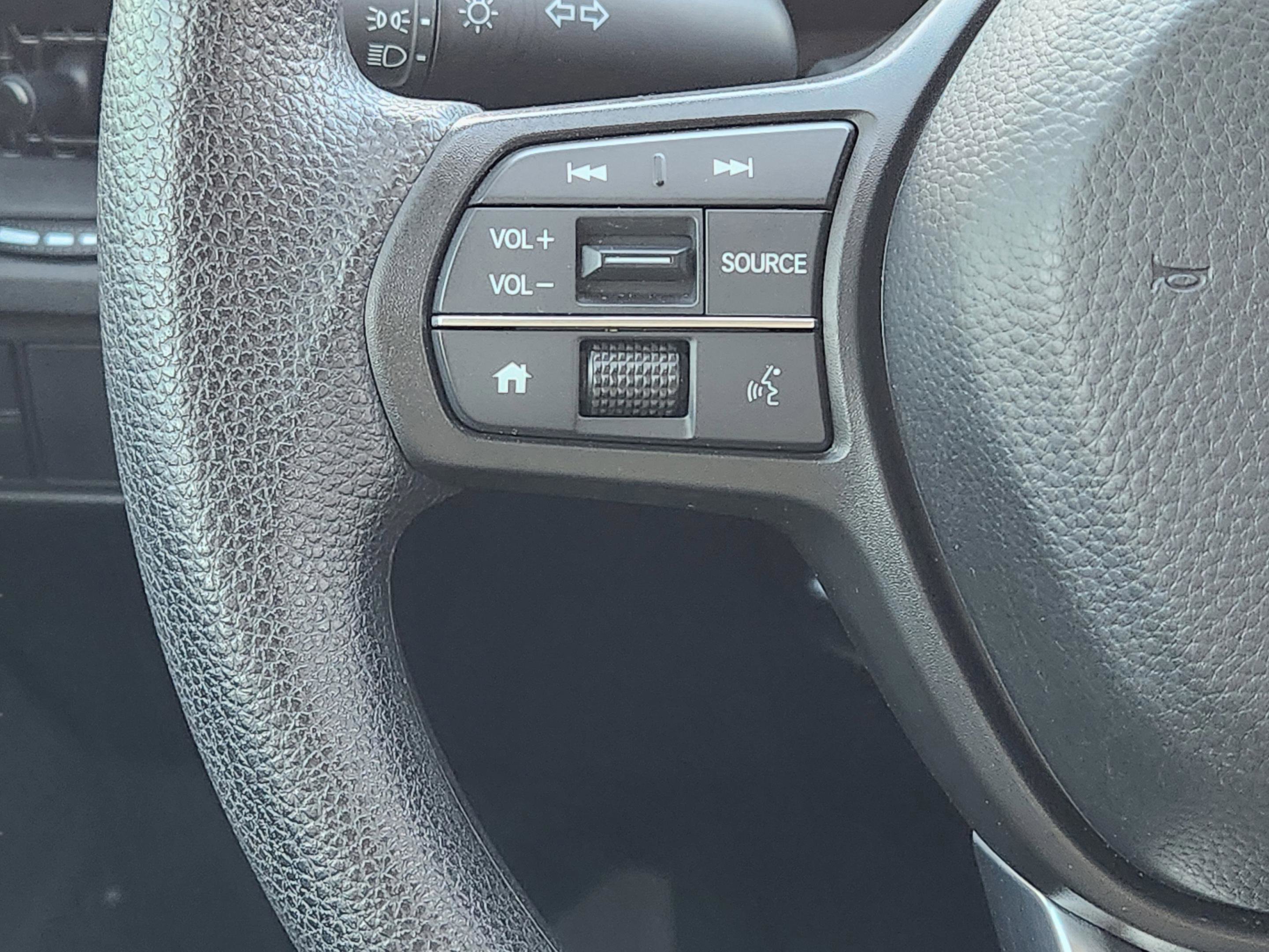 Certified 2025 Honda CR-V LX image 27