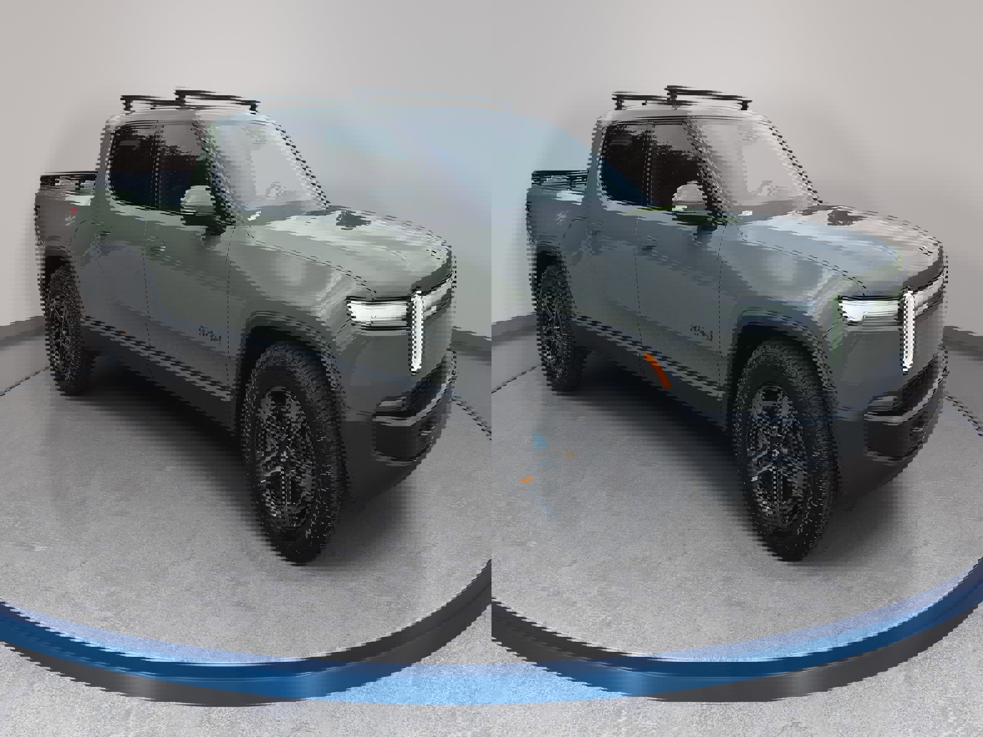 Used 2026 Rivian R1T Premium AWD/4WD image 3