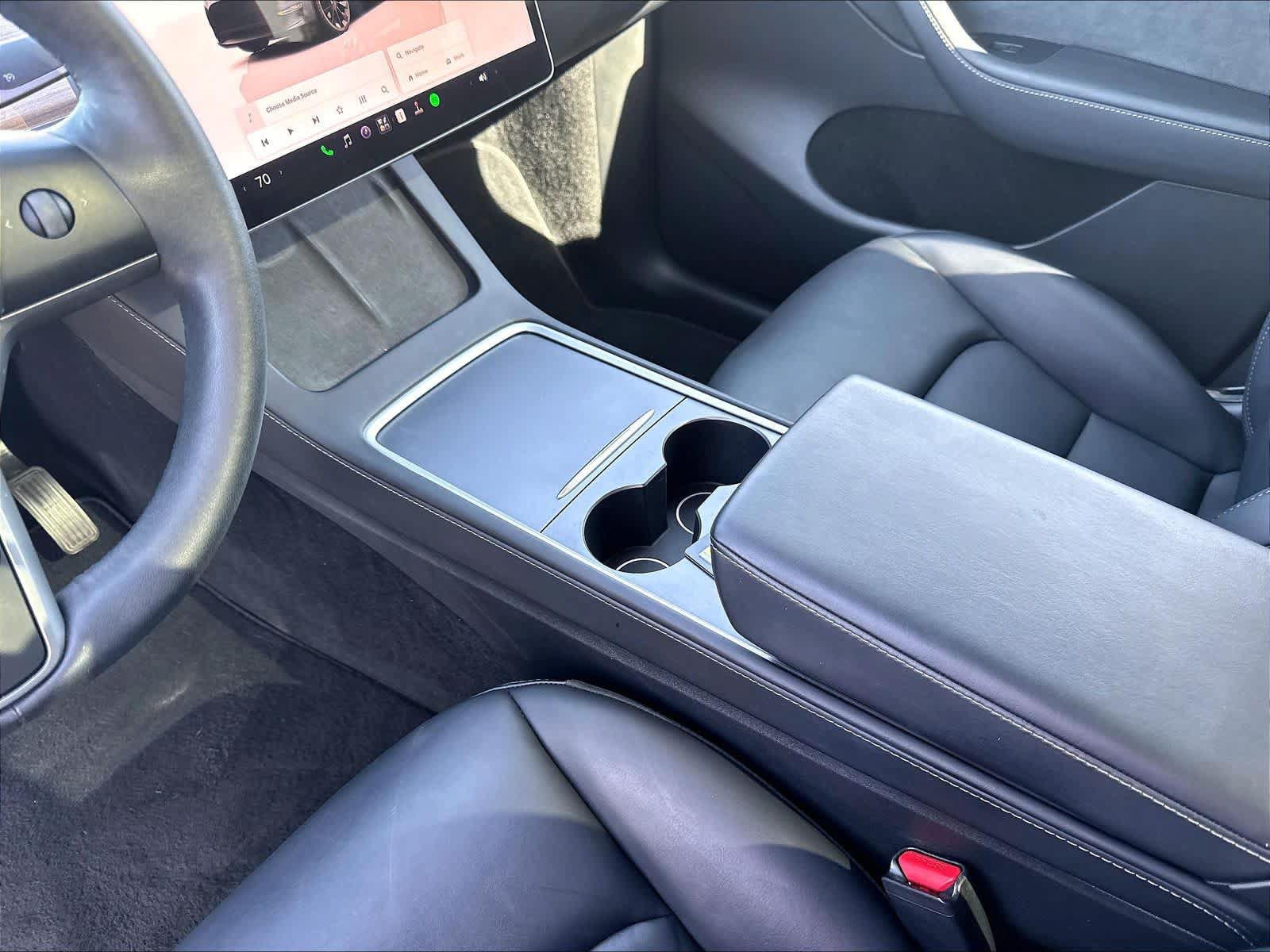 Used 2024 Tesla Model Y Long Range AWD/4WD image 20