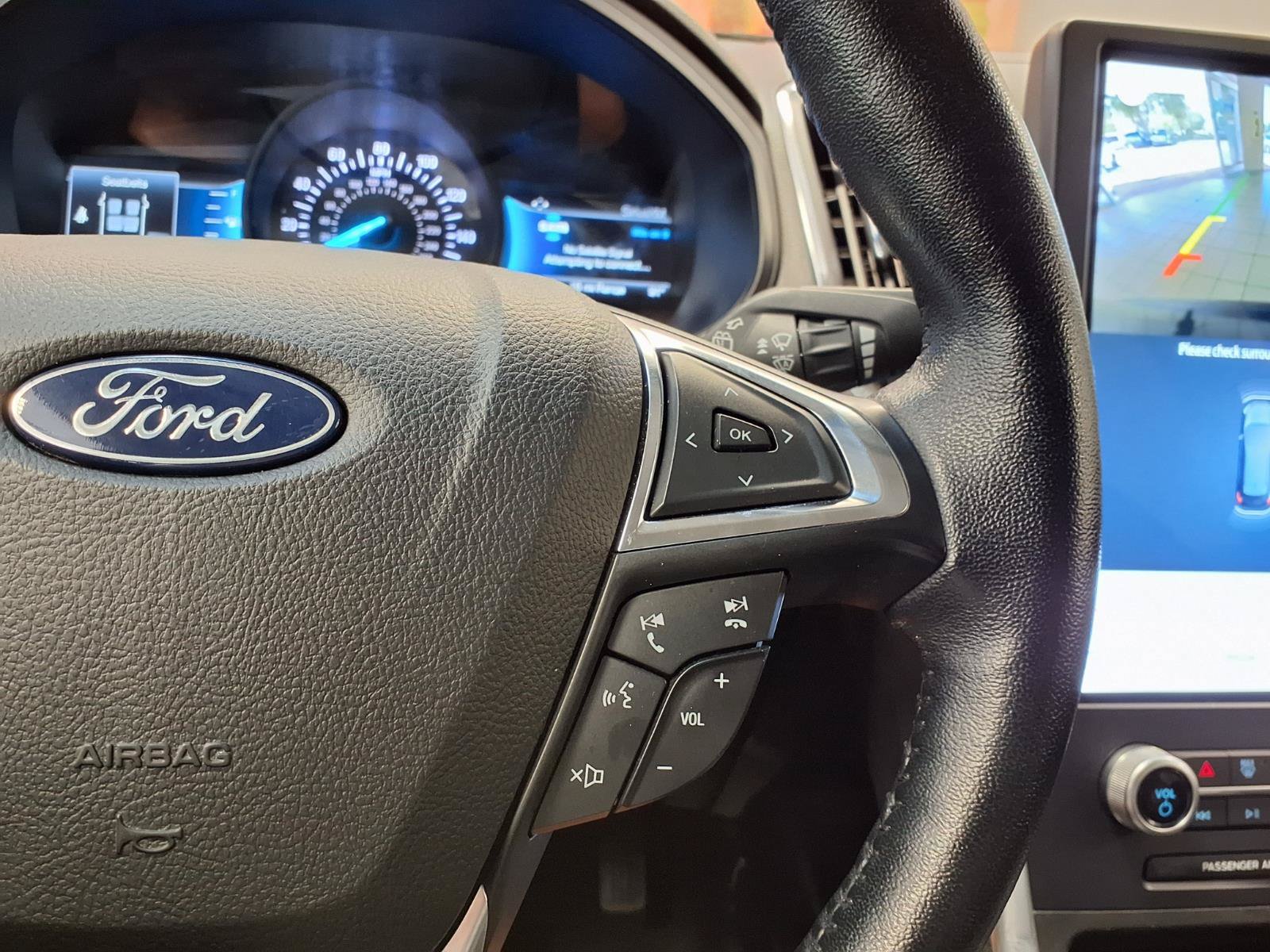 Used 2023 Ford Edge Titanium AWD/4WD image 28