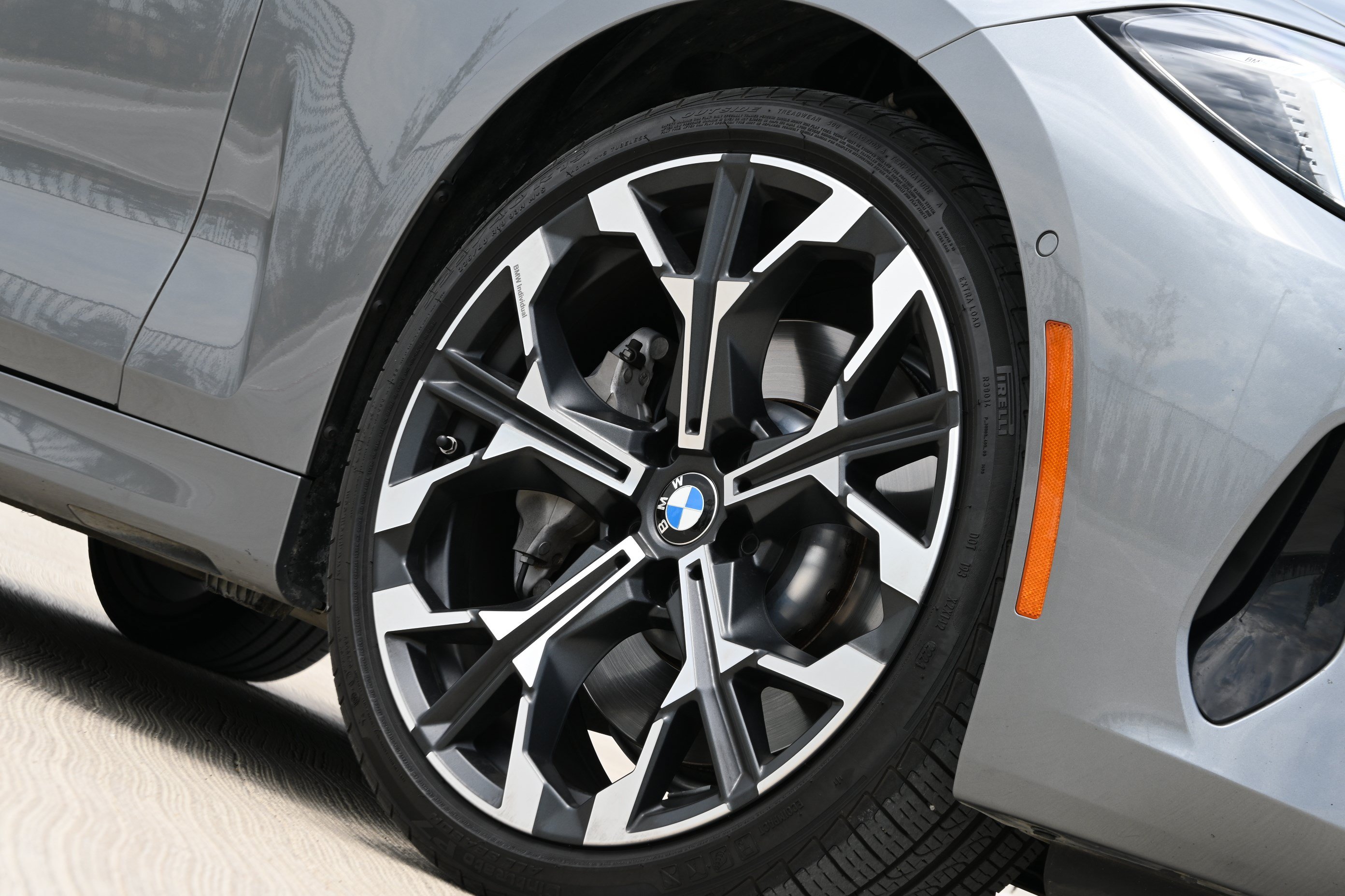 Certified 2025 BMW 430i Convertible w/ Premium Package RWD image 13
