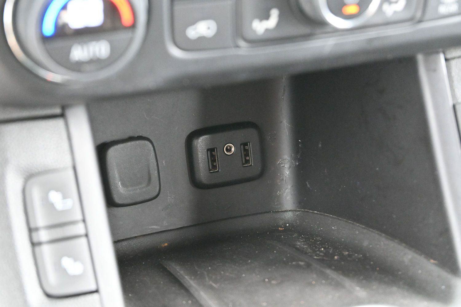 Used 2019 GMC Acadia SLT FWD image 26