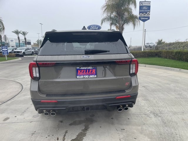New 2026 Ford Explorer ST w/ Sun And Sound Package image 4