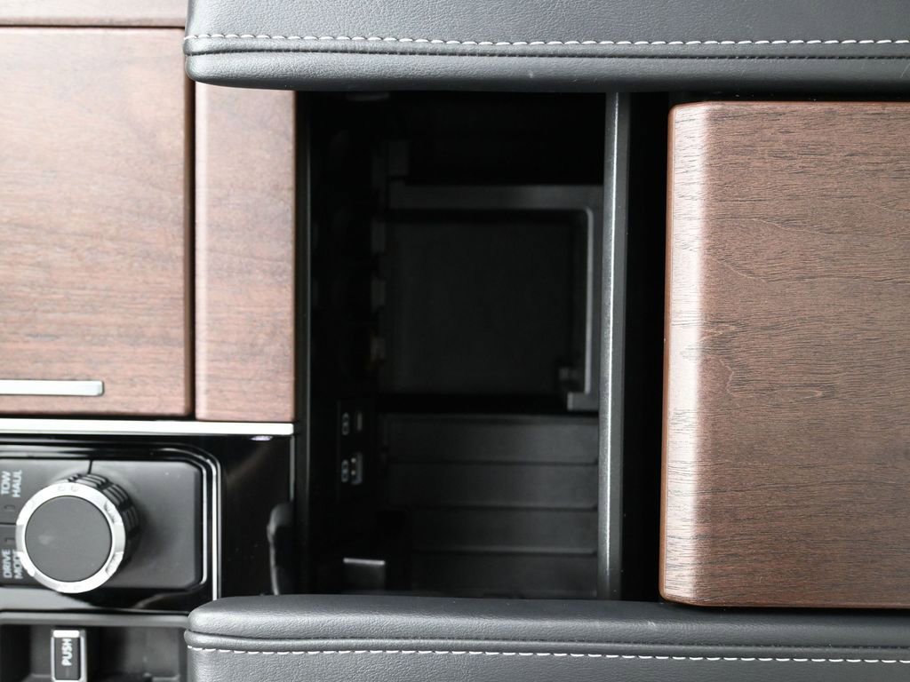 Used 2025 Toyota Sequoia Capstone image 25