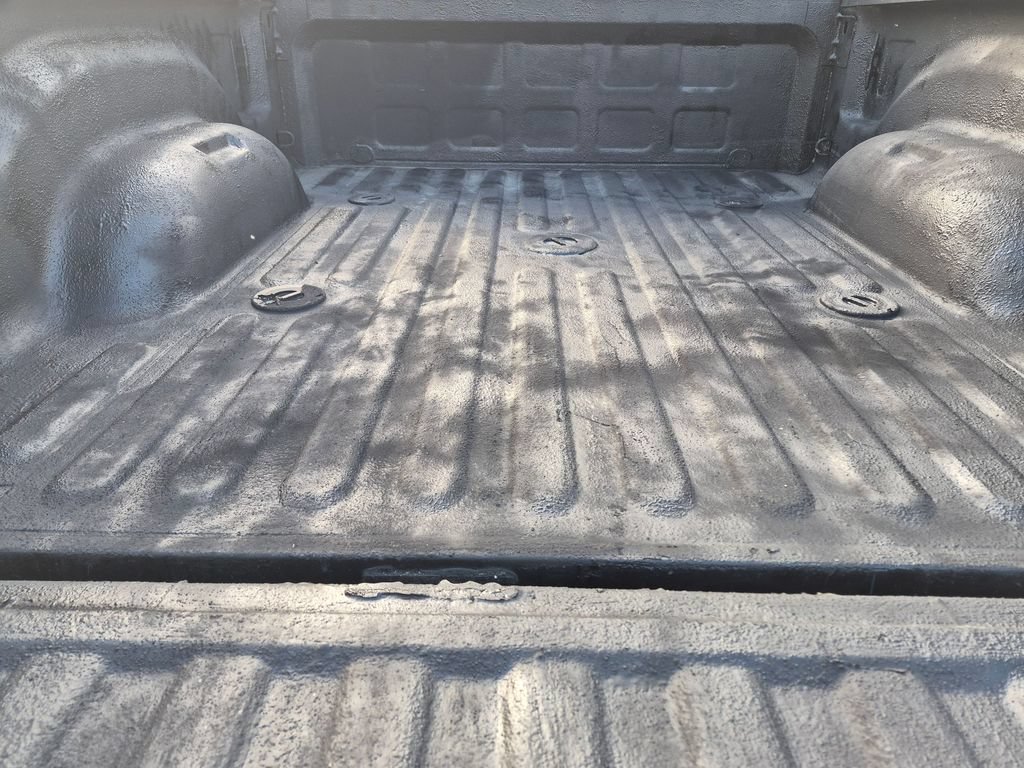 Used 2024 RAM 2500 Tradesman w/ Chrome Appearance Group AWD/4WD image 6