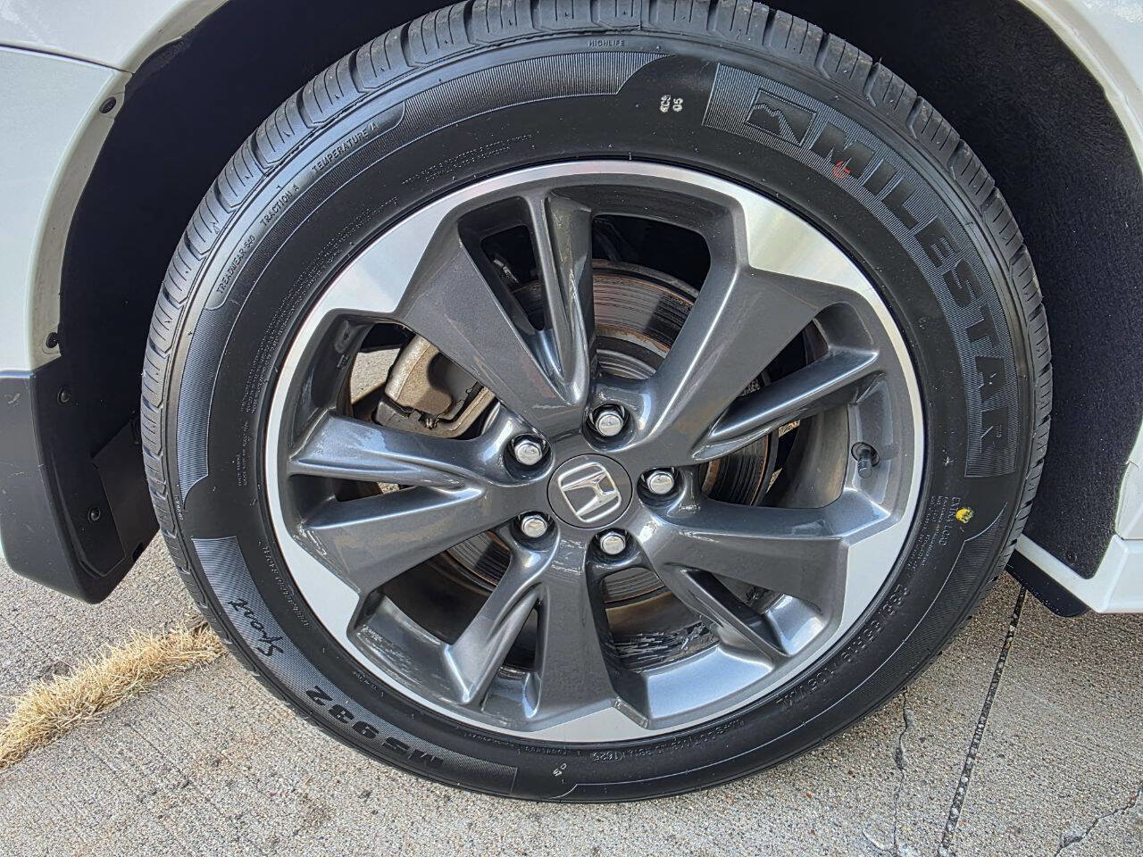 Used 2023 Honda Odyssey Elite image 30