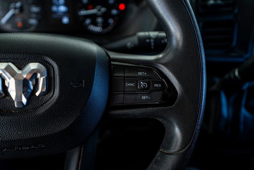 Used 2023 RAM ProMaster 2500 image 32