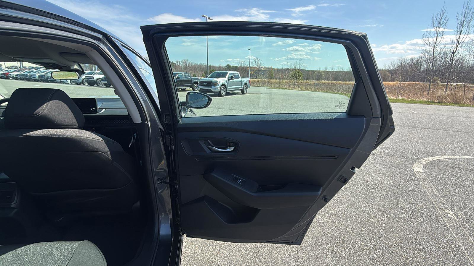 Used 2025 Honda Accord LX image 17