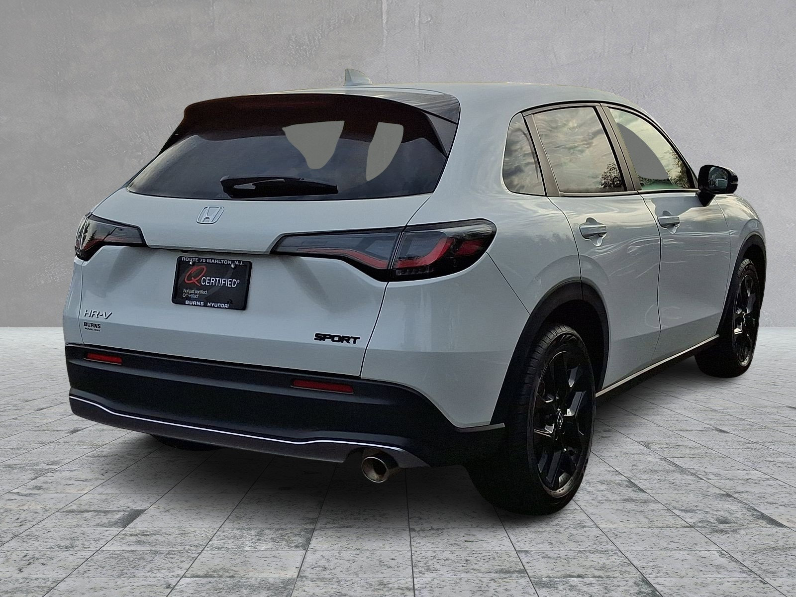 Used 2023 Honda HR-V Sport image 4