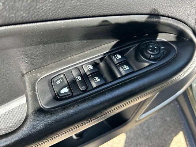 Used 2019 Jeep Compass Limited AWD/4WD image 11