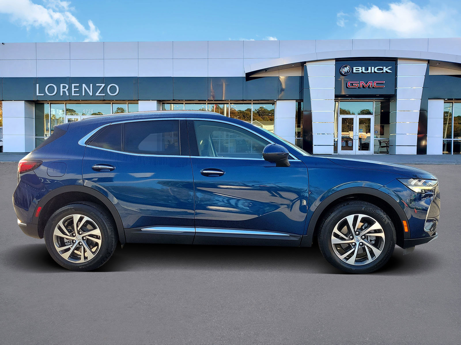 Used 2023 Buick Envision Essence image 4