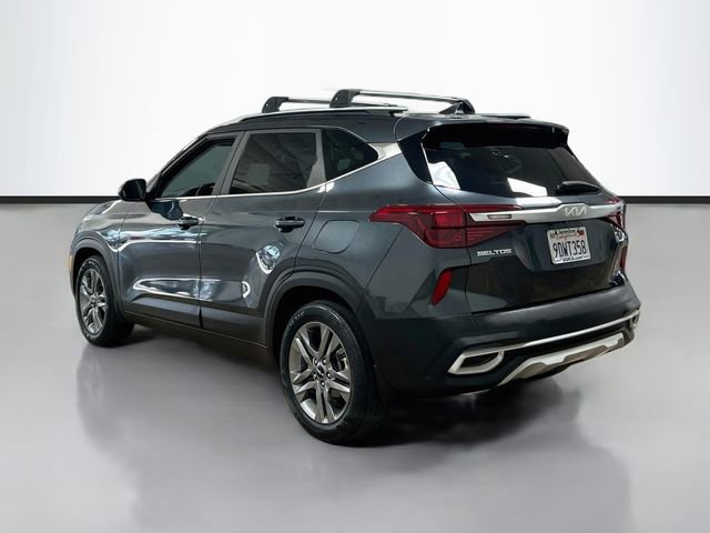 Certified 2023 Kia Seltos S w/ Navigation Package FWD image 5