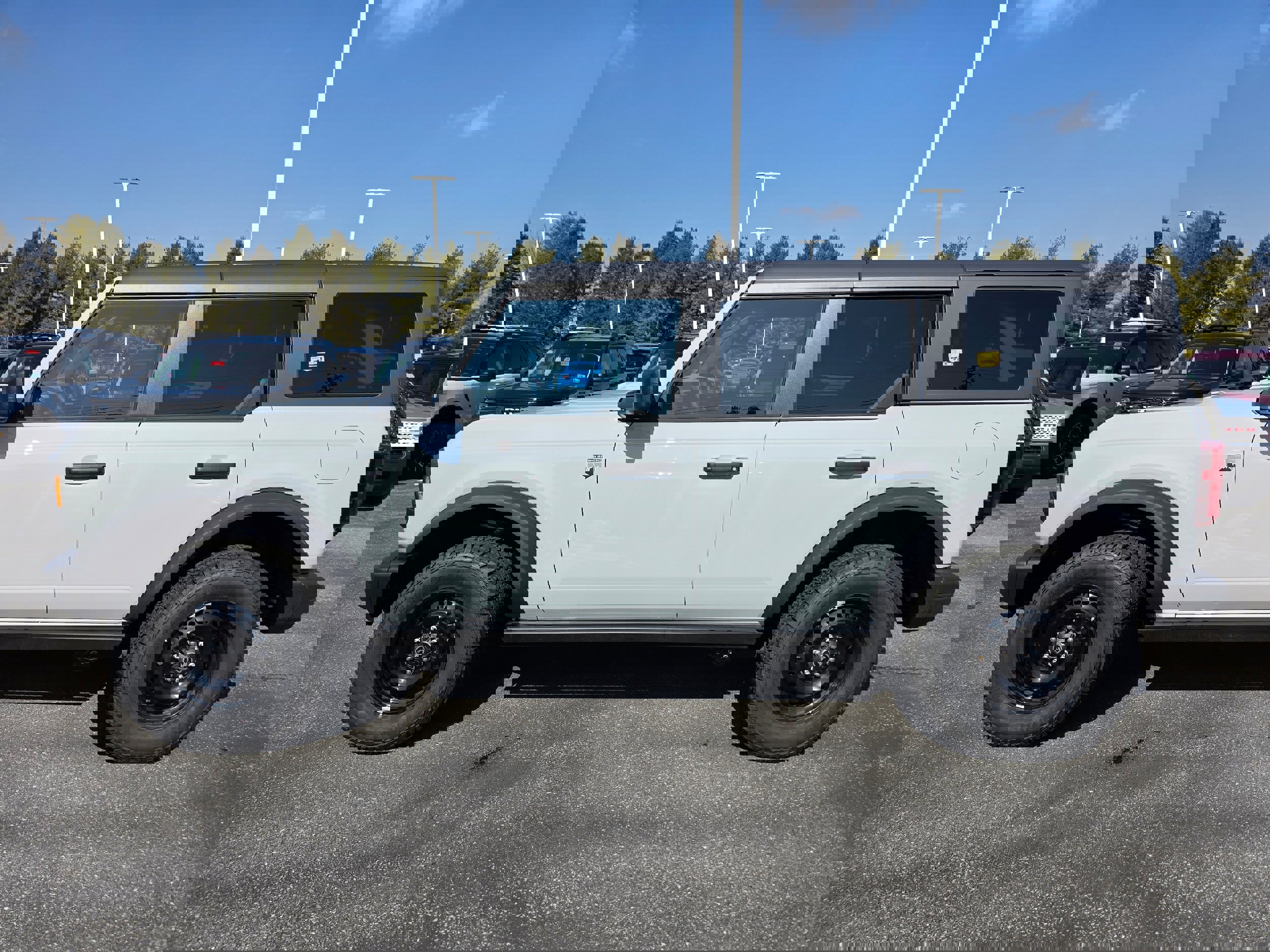 New 2026 Ford Bronco Big Bend w/ Black Diamond Package video 2