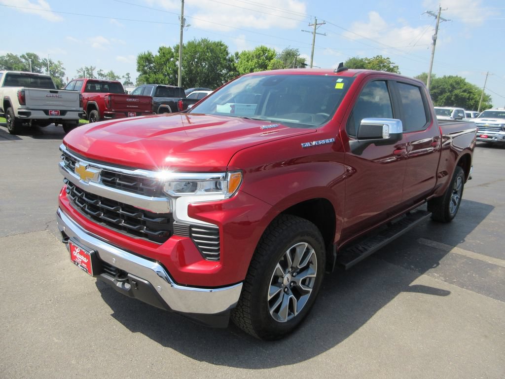 Certified 2024 Chevrolet Silverado 1500 LT w/ Safety Package AWD/4WD image 10