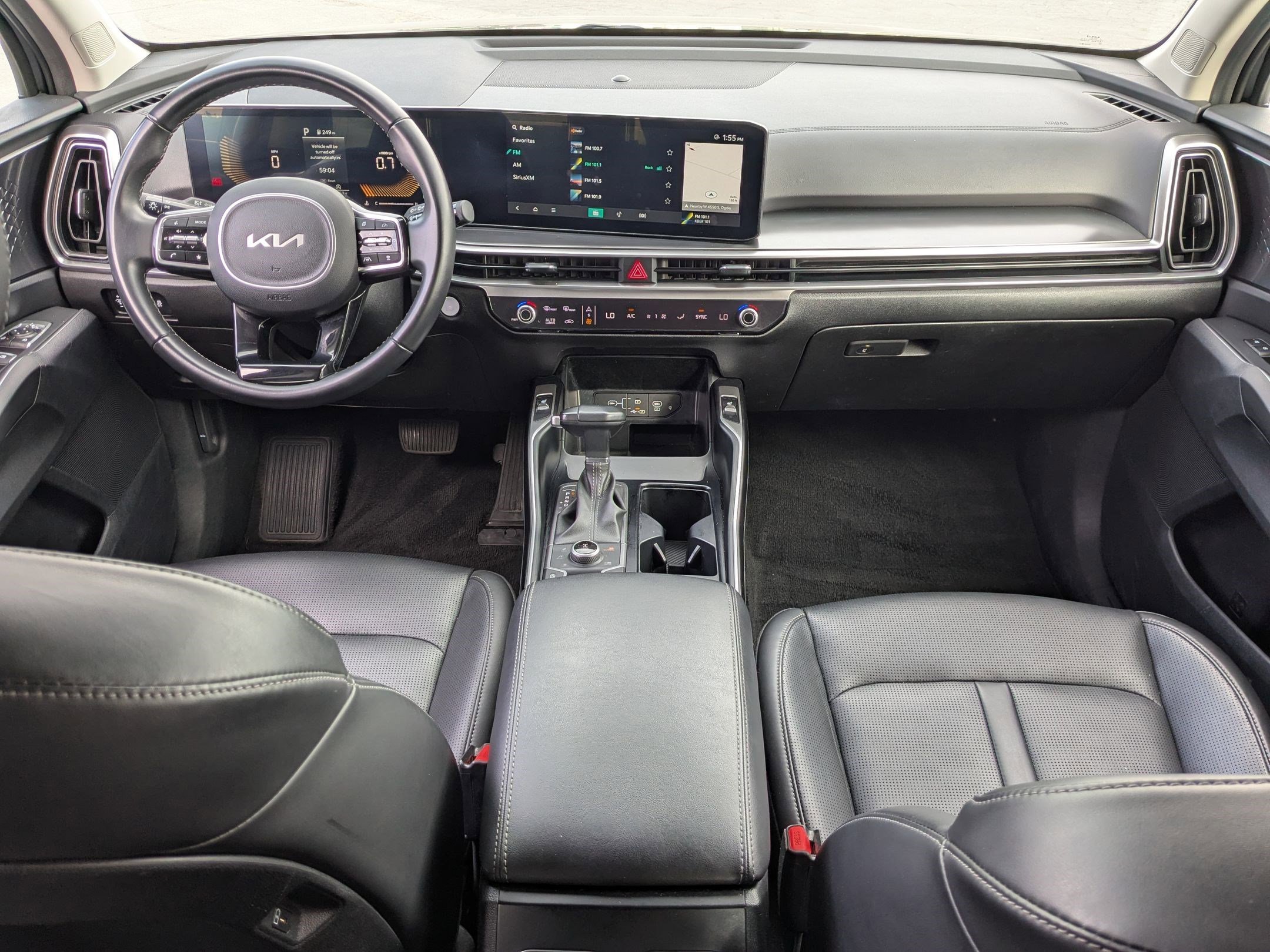 Used 2024 Kia Sorento S image 28