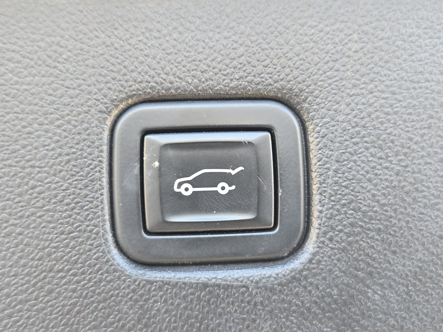 Used 2020 Chevrolet Blazer RS AWD/4WD image 19