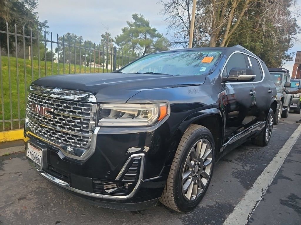 Used 2020 GMC Acadia Denali w/ Trailering Package image 2